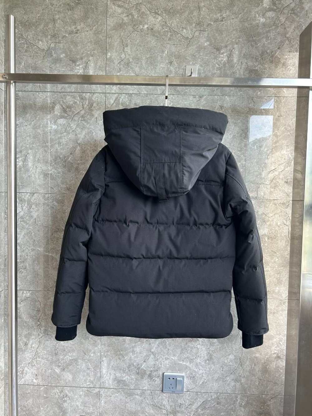 Canada Goose Black Hooded Puffer Jacket - Canada Goose Style - Picture 2 of 7